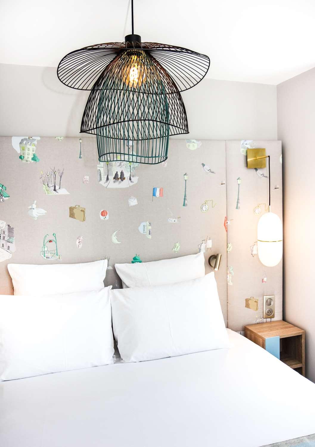 Hotel Litteraire Marcel Ayme, Bw Premier Collection