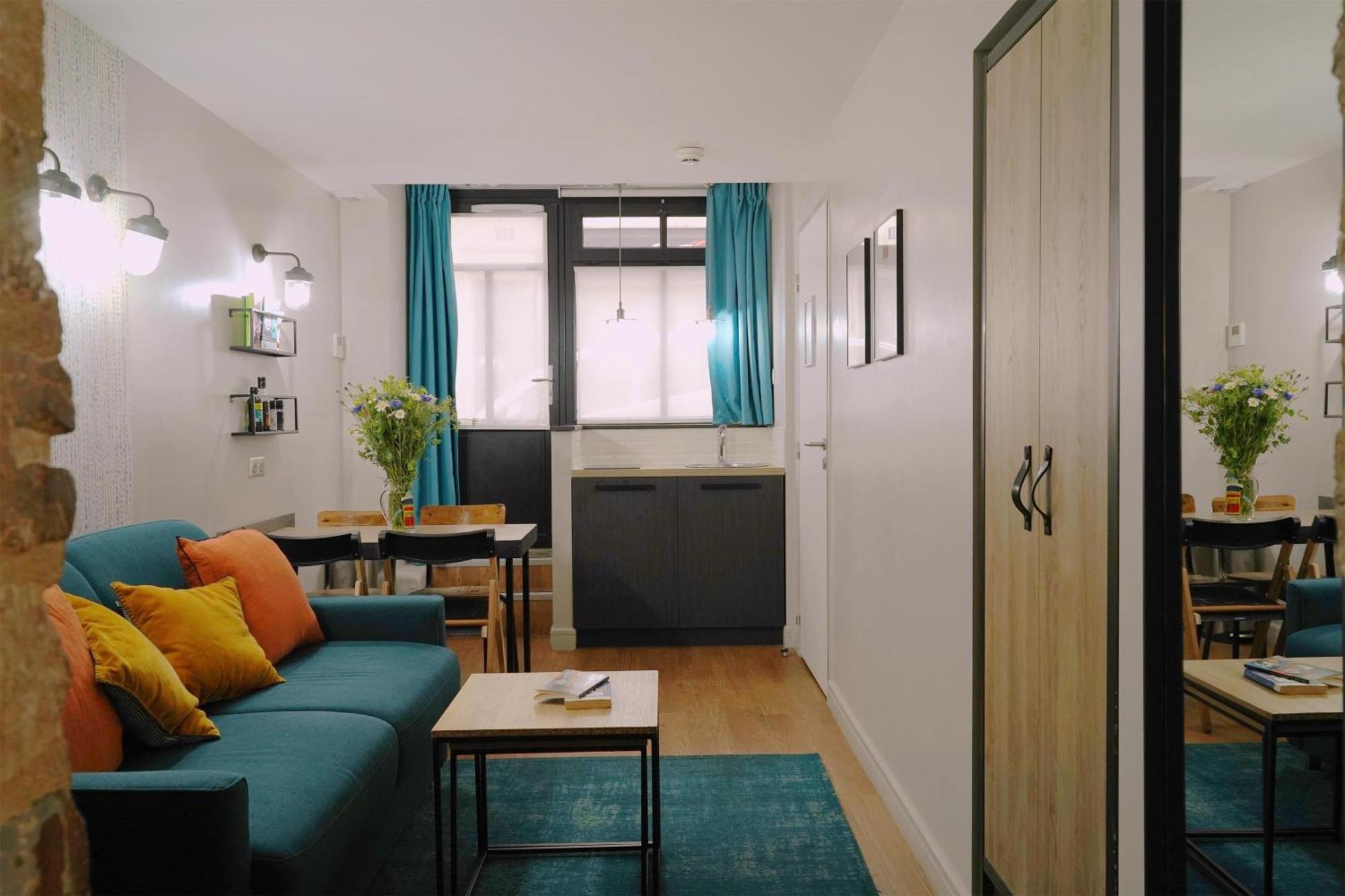 Hotel Litteraire Marcel Ayme, Bw Premier Collection Paris