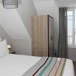 Hotel Litteraire Marcel Ayme, Bw Premier Collection Paris
