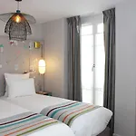 Hotel Litteraire Marcel Ayme, Bw Premier Collection Paris