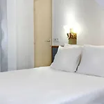 Litteraire Marcel Ayme, Bw Premier Collection Hotel Paris