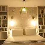 Hotel Litteraire Marcel Ayme, Bw Premier Collection Paris
