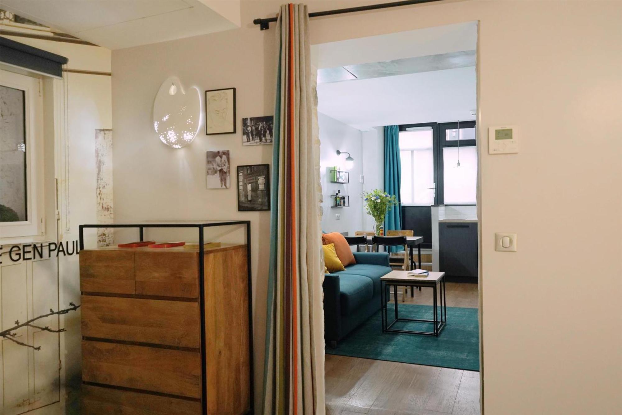 Hotel Litteraire Marcel Ayme, Bw Premier Collection Parigi