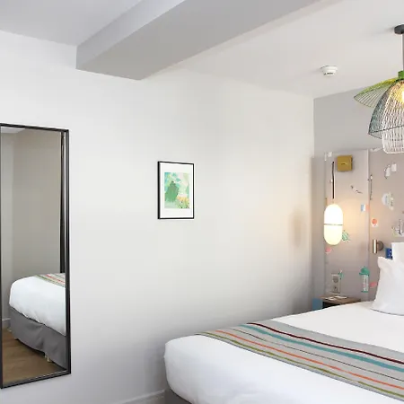 Litteraire Marcel Ayme, Bw Premier Collection Hotel Parigi